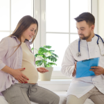 Dra. Thaline Neves explica como a medicina fetal e o diagnóstico precoce são fundamentais para prevenir complicações graves na gestação.