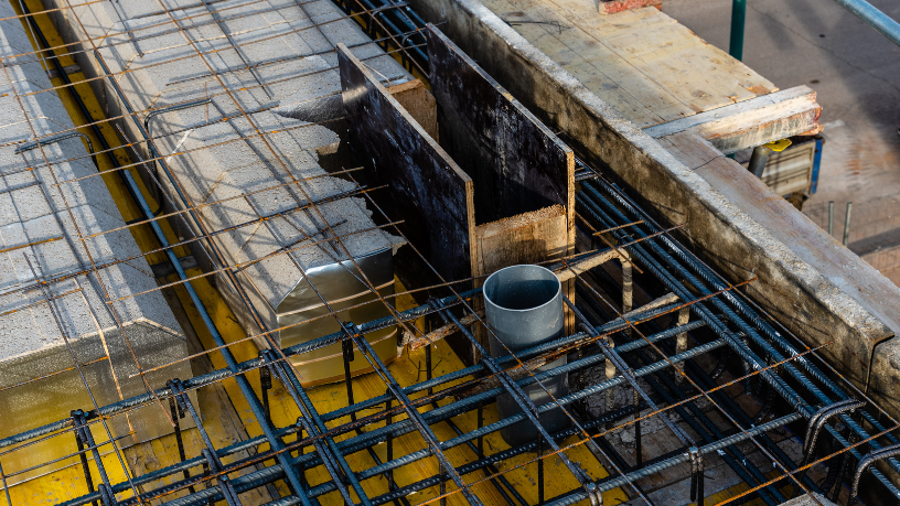 Valderci Malagosini Machado destaca como mini painéis treliçados oferecem soluções rápidas para áreas de difícil execução na engenharia contemporânea.