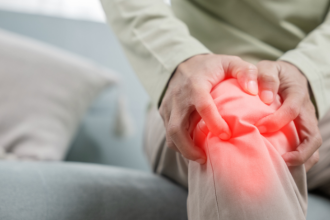 Cuidar da saúde dos ossos e músculos na terceira idade é essencial para autonomia e qualidade de vida, destaca o Sindnapi - Sindicato Nacional dos Aposentados em suas orientações aos idosos.