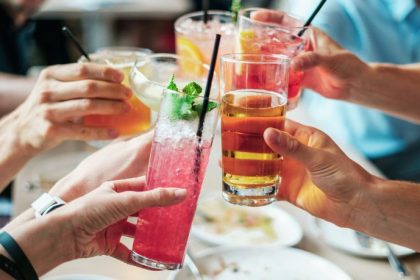 Bebidas como Protagonistas da Gastronomia em 2026: A Nova Experiência Sensorial