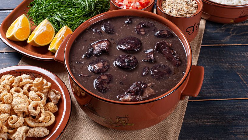O Fenômeno da Feijoada no Inverno e o Impacto no Mercado de Alimentação Regional